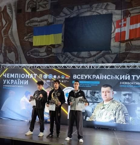 Фото до матеріалу: Черкаські кікбоксери здобули срібло на чемпіонаті України