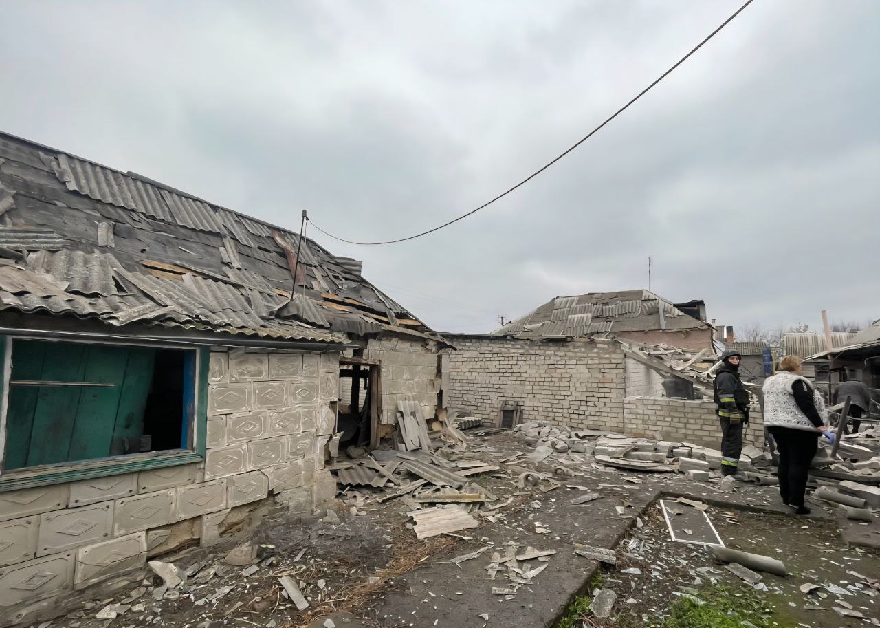 Фото до матеріалу: Атаки на Нікополь, Павлоград та Синельників: руйнування житла та інфраструктури