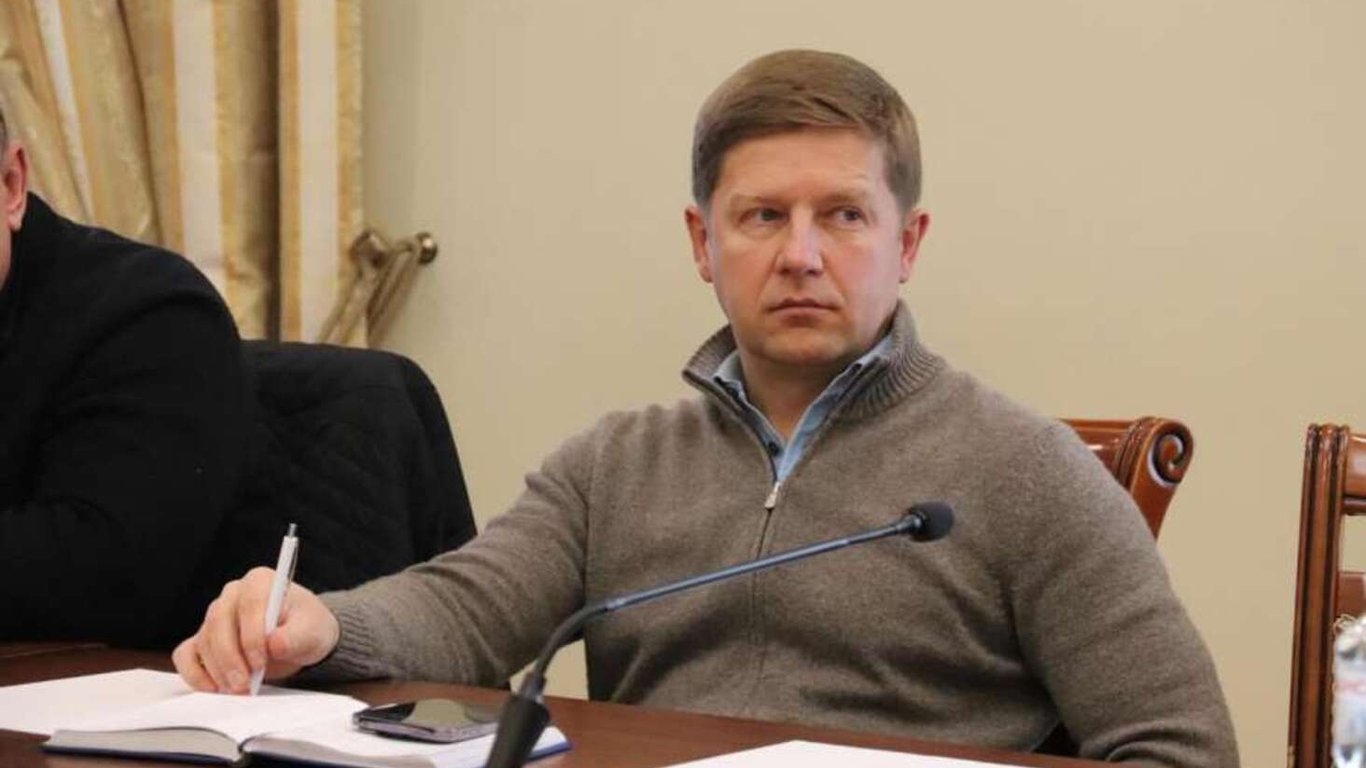Фото до матеріалу: Нардеп Нагорняк запропонував платну відстрочку за гроші