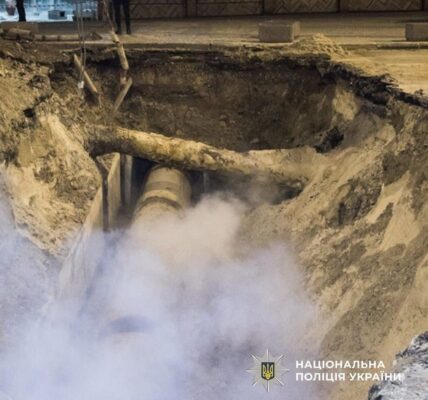 Фото до матеріалу: Сили оборони знищили два танкери «тіньового» флоту РФ у Новоросійську