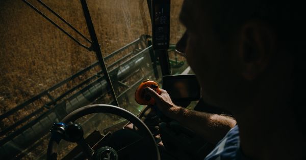 Фото до матеріалу: Чи готові українські аграрії наймати працівників з Бангладешу та Непалу?