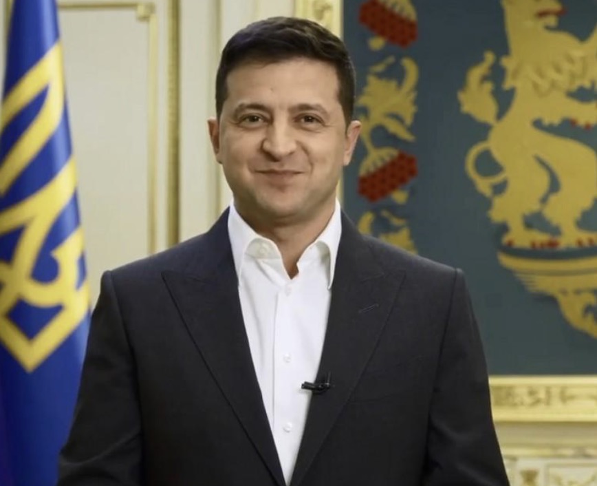 Фото до матеріалу: Зеленський дозволив Путіну провести парад у Москві: іронія чи стратегія?
