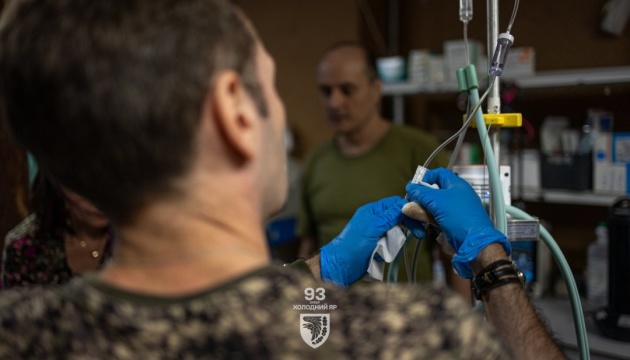 Фото до матеріалу: Уряд спростив доступ до знеболювальних для військових на фронті