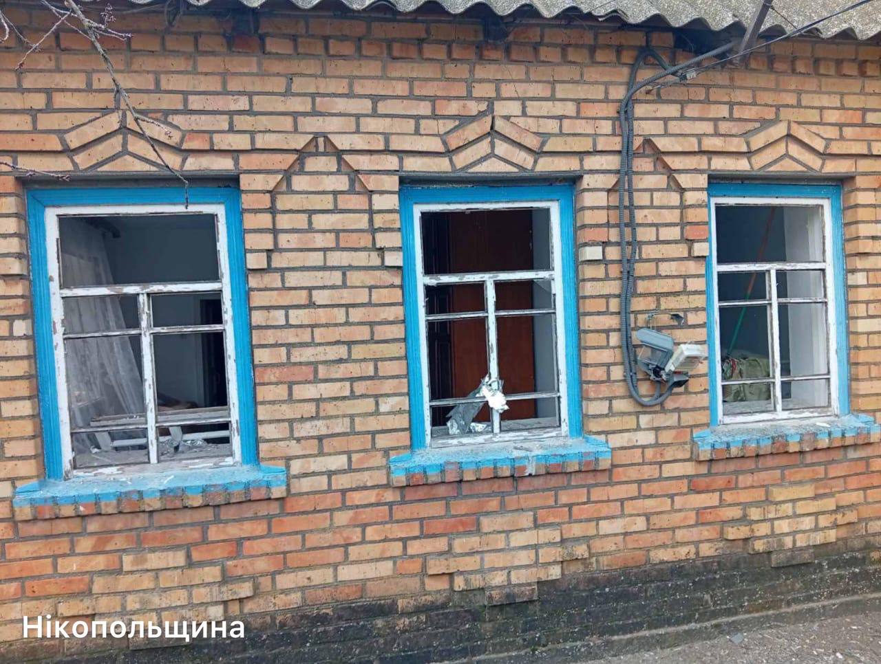 Фото до матеріалу: Чотири райони Дніпропетровщини постраждали вночі від безпілотників та авіабомби