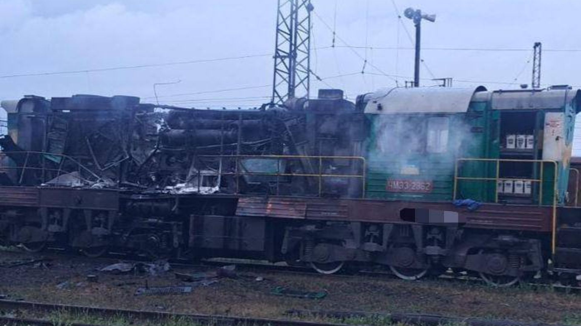 Фото до матеріалу: Атака на залізничну інфраструктуру Харківщини: пошкоджено локомотив, постраждалих немає