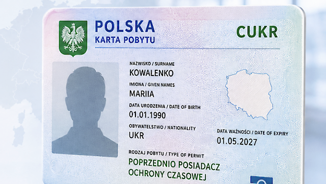 Фото до матеріалу: Українці в Польщі можуть отримати тривалі карти перебування CUKR