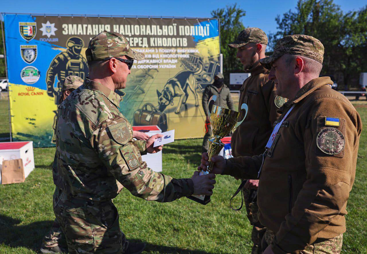 Фото до матеріалу: Кінологиня з Київщини здобула першу перемогу на змаганнях службових собак після початку війни