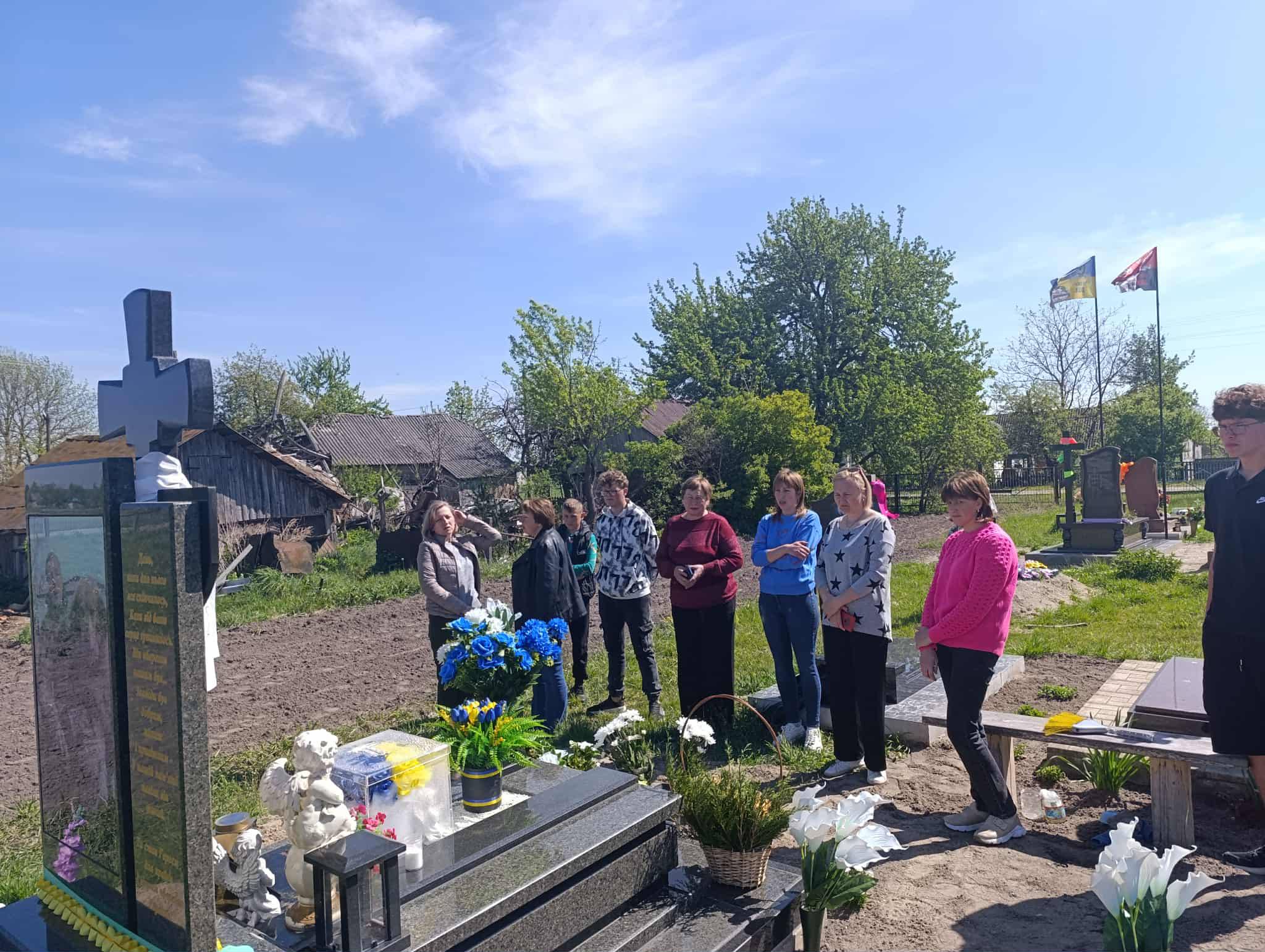 Фото до матеріалу: У селі Дуліби вшанували пам'ять захисника Сергія Касьяна