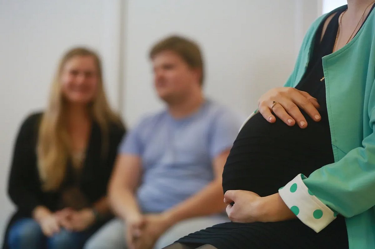 Фото до матеріалу: Війна змушує українських жінок стати сурогатними матерями: Рада готує заборону для іноземців
