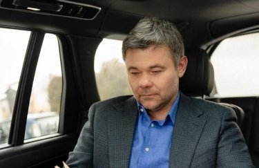 Фото до матеріалу: Зеленський ввів санкції проти Андрія Богдана: чи пов'язано це зі скандалом навколо плівок Міндіча?