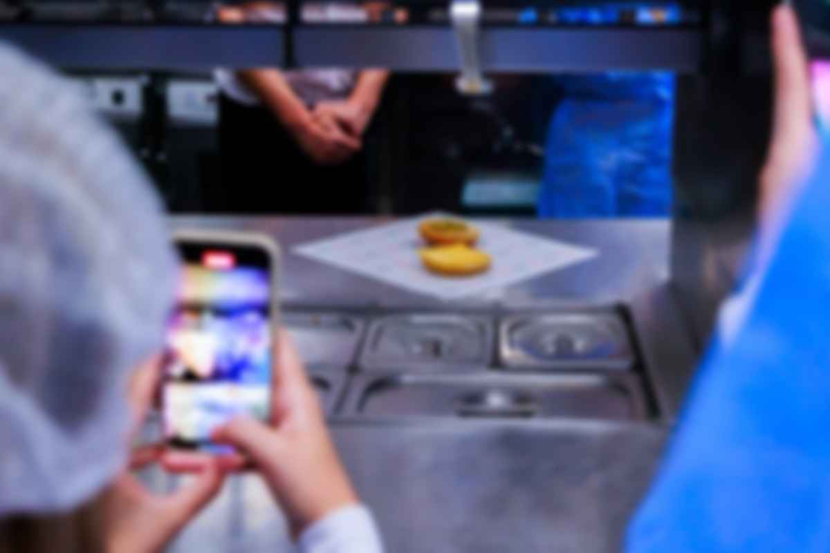 Фото до матеріалу: Як KFC забезпечує стабільний смак та безпеку страв у ресторанах України