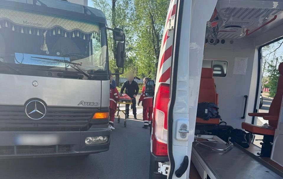 Фото до матеріалу: Смертельна ДТП в Ірпені: вантажівка збила 8-річну дівчинку на перехресті