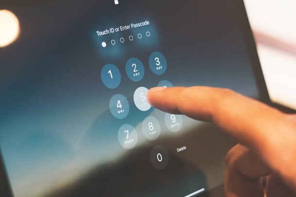 Фото до матеріалу: 7 травня: Міжнародний день планетаріїв та інші важливі свята
