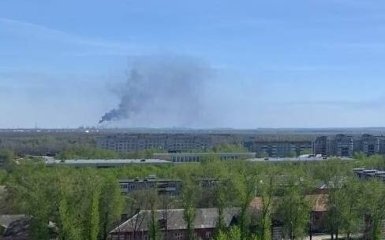 Фото до матеріалу: Генштаб підтвердив удар по НПЗ «Лукойл-Пермнефтеоргсинтез» у Росії: вибухи та пожежа за 1500 км від фронту