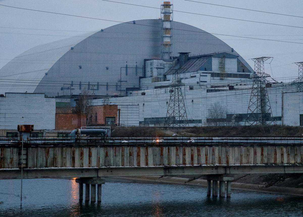 Фото до матеріалу: Експерт прогнозує обвалення саркофага над 4-м реактором ЧАЕС
