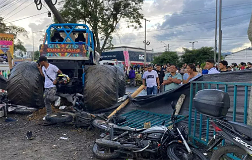Фото до матеріалу: Трагедія в Колумбії: монстр-трак врізався в натовп, загинули двоє, серед них дитина