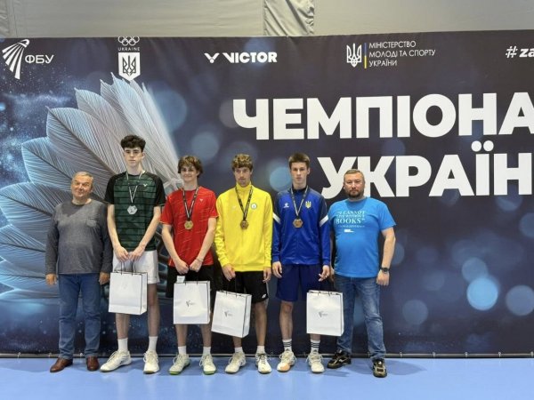 Фото до матеріалу: Владислав Кунін став абсолютним чемпіоном України з бадмінтону U-19