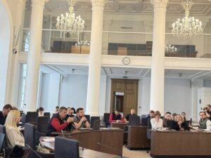 Фото до матеріалу: Садовий і депутати планують кредитну сесію Львівської міської ради