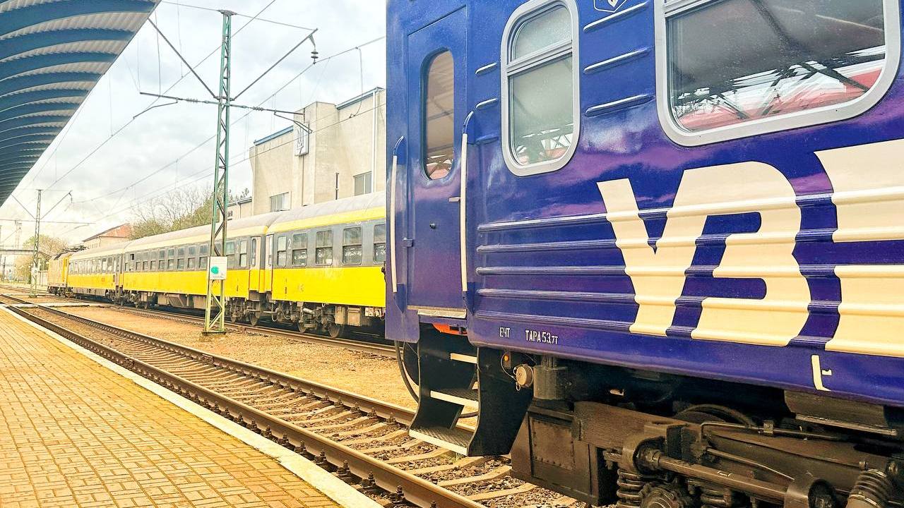 Фото до матеріалу: Укрзалізниця додала жіночі вагони у поїздах між Харковом та Одесою