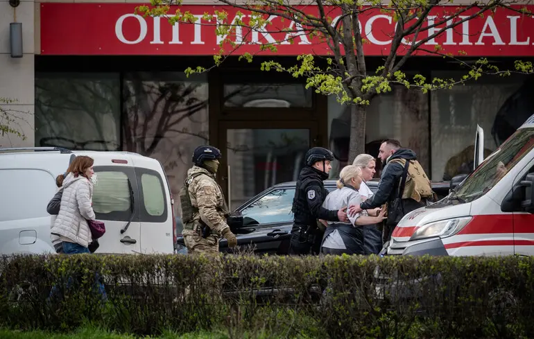 Фото до матеріалу: Вигівський про стрільця в Голосіїві: конфлікт чи завербування?