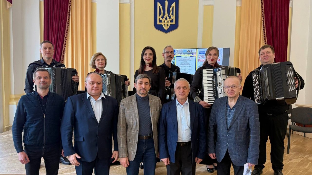 Фото до матеріалу: Викладачі Луцького педінституту здобули перемогу на міжнародному конкурсі в Дрогобичі