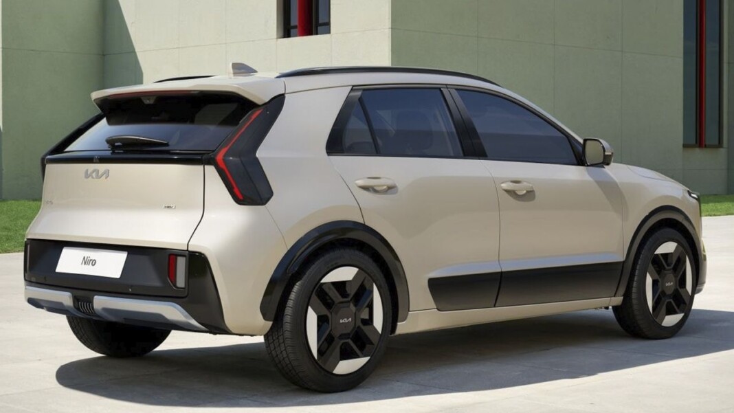 Фото до матеріалу: Kia різко змінює лінійку: Niro більше не електрокар