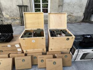 Фото до матеріалу: Для військових громада Львова передала сучасне обладнання