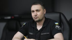Фото до матеріалу: Вороже безпілотники влучили у Франківськ: 10 постраждалих та пожежа в багатоквартирці