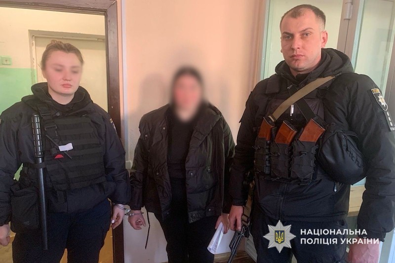 Фото до матеріалу: У Нікополі судитимуть мачуху, яка до смерті побила 10-річну падчерицю