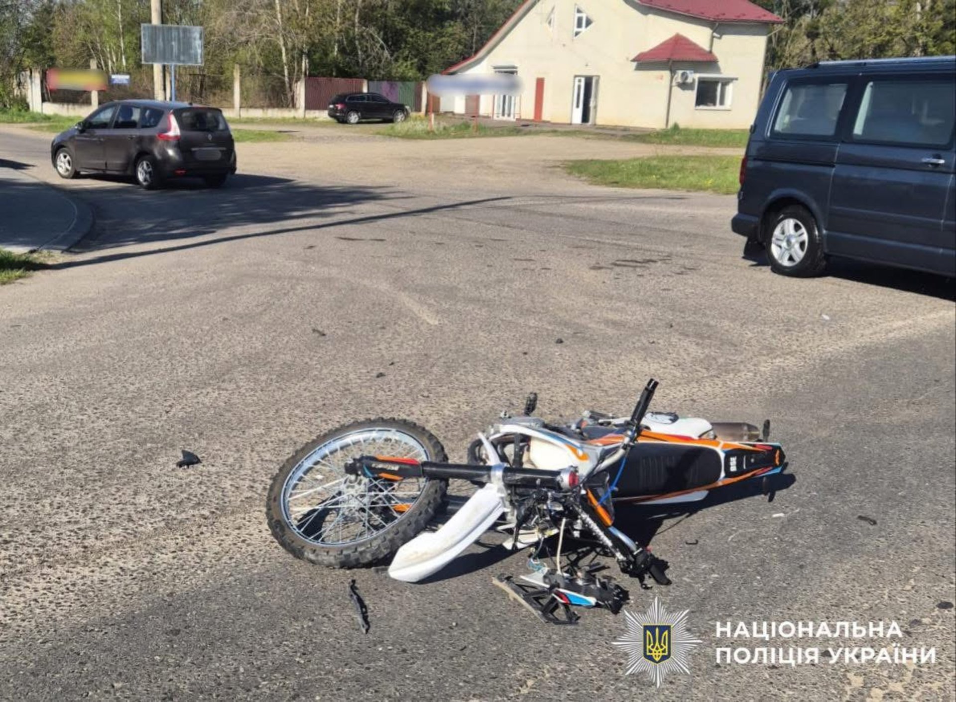 Фото до матеріалу: У Стрию в ДТП постраждав 19-річний мотоцикліст: поліція відкрила кримінальне провадження