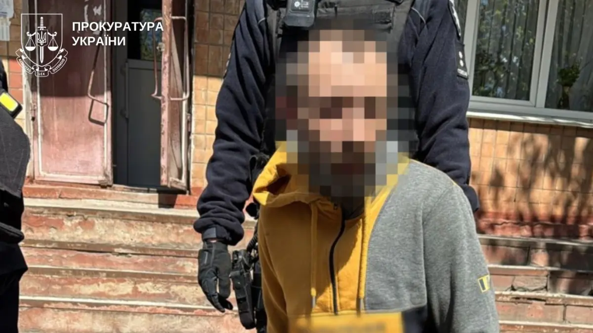Фото до матеріалу: У Красилівській громаді затримали торговця метадоном: поліція встановила схему збуту