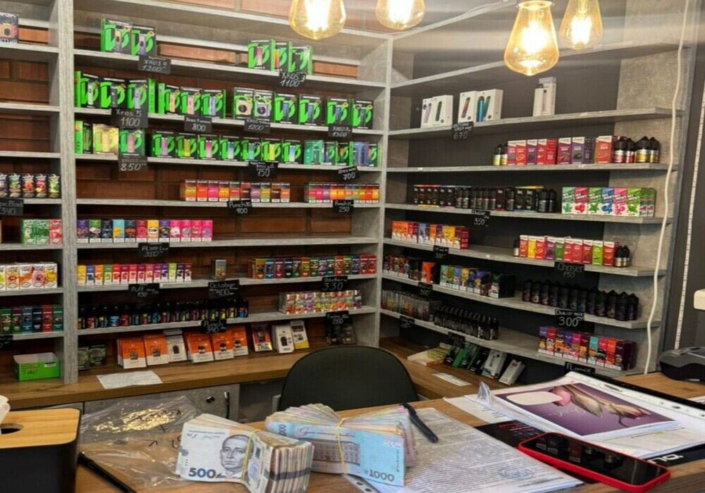 Фото до матеріалу: Парк «Партизанська слава» звільнили від кафе: рішення суду виконано