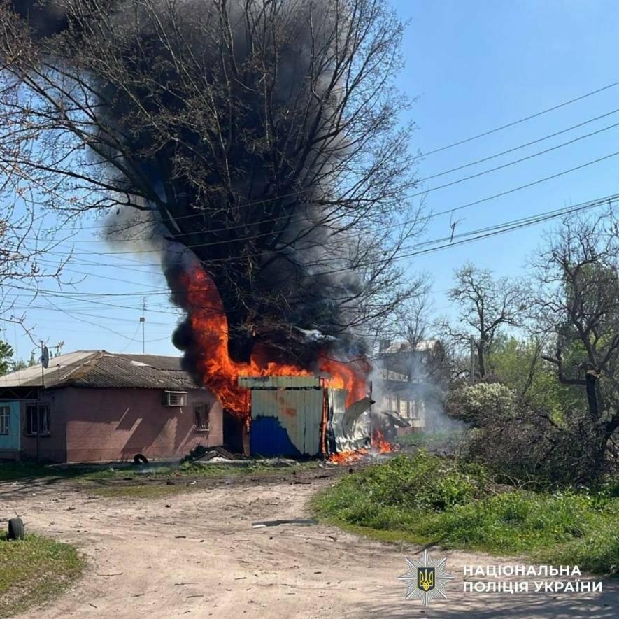 Фото до матеріалу: Обстріли на Харківщині: 10 поранених, зокрема троє дітей, та руйнування в 5 районах