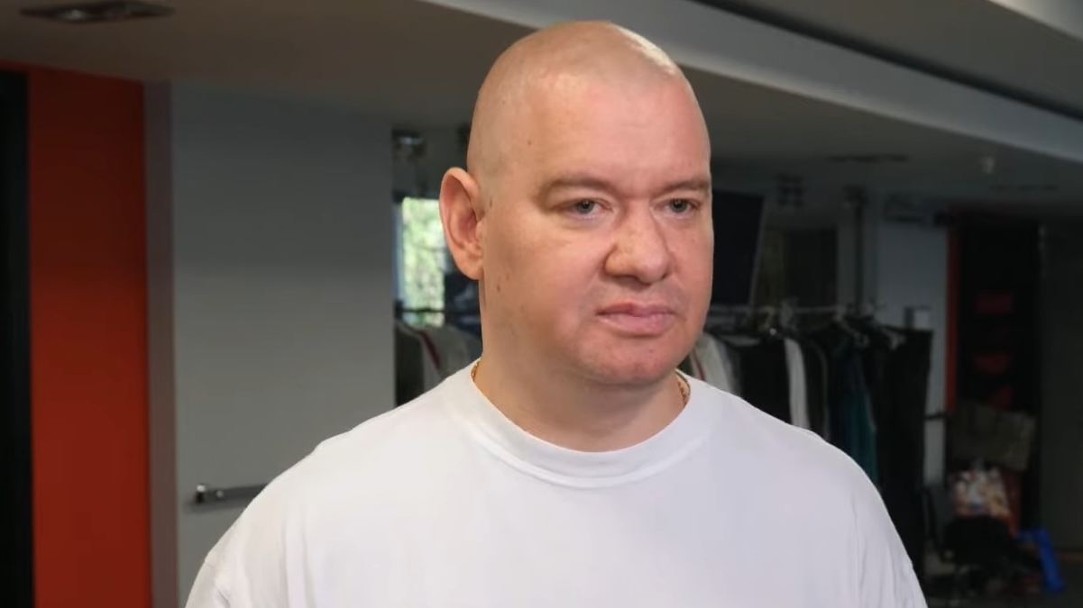 Фото до матеріалу: Євген Кошовий прокоментував виїзд 18-річної доньки за кордон
