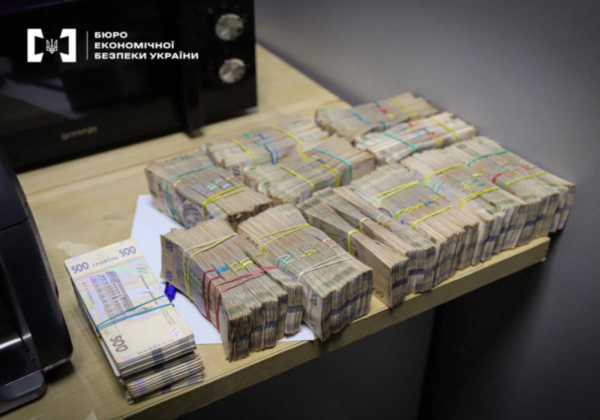 Фото до матеріалу: У Києві викрили конвертаційний центр на 18 млрд грн: деталі обшуків та затриманих