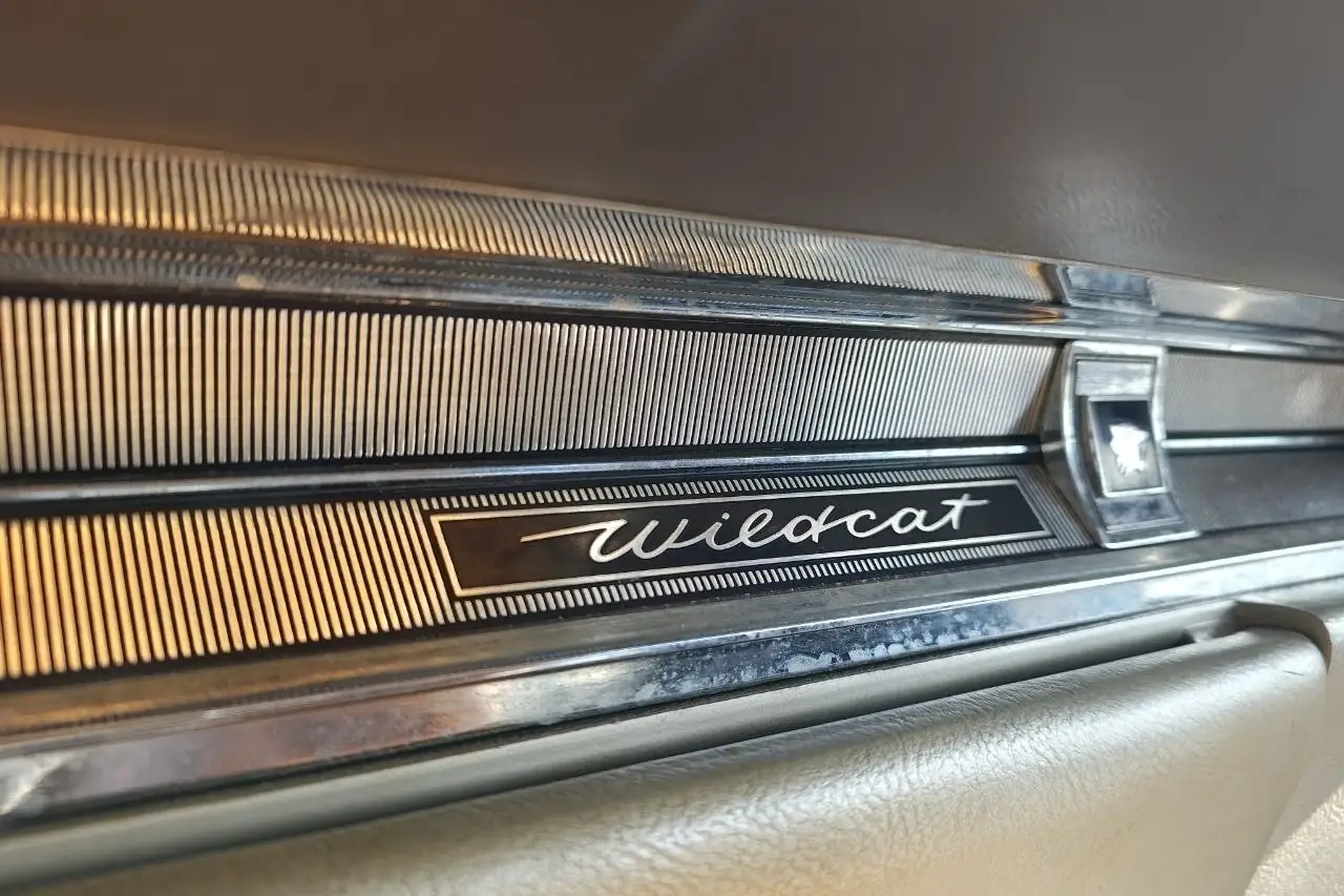 Фото до матеріалу: Класичний Buick Wildcat 1965 року буде експонувати на фестивалі Old Car Land у Києві