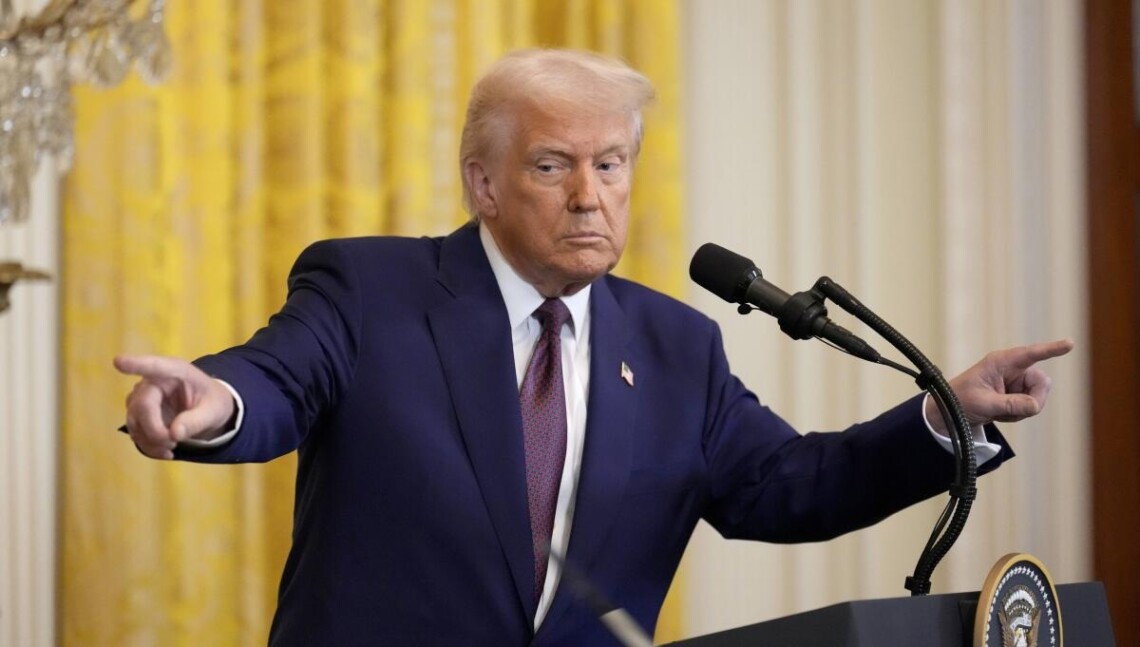 Фото до матеріалу: Трамп залишив Венсу інструкції на випадок несподіваного припинення служби