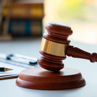 Фото до матеріалу: Верховний Суд підтвердив: наглядова рада може звільнити президента ТОВ у будь-який момент