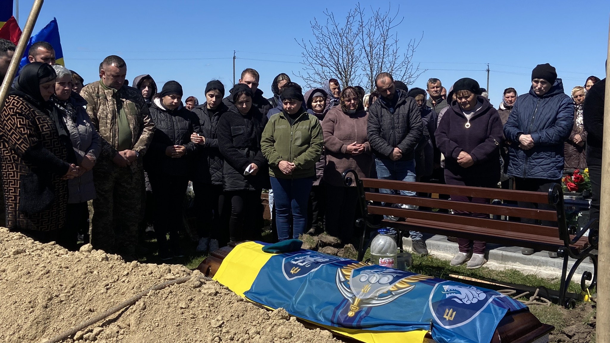 Фото до матеріалу: Белзька громада провела в останню дорогу захисника Івана Голуба