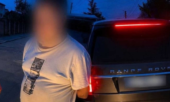 Фото до матеріалу: Патрульні поліцейські на Вінниччині забезпечили терміновий супровід породіллі
