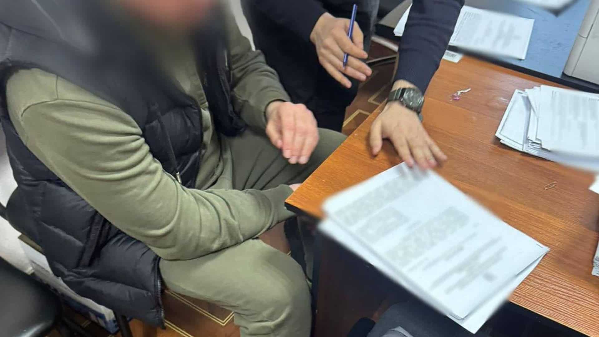 Фото до матеріалу: Шахрай з Києва обіцяв перевести військового з передової за $10 500, але сам був дезертиром