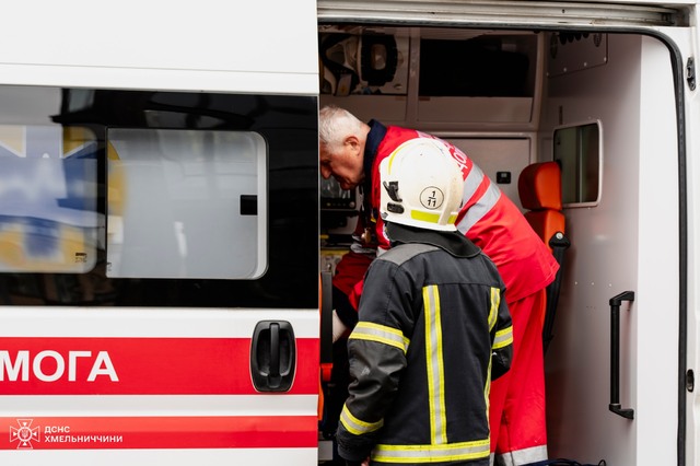 Фото до матеріалу: Аварія на вулиці Тернопільській у Хмельницькому: зіштовхнулися Audi та Volkswagen
