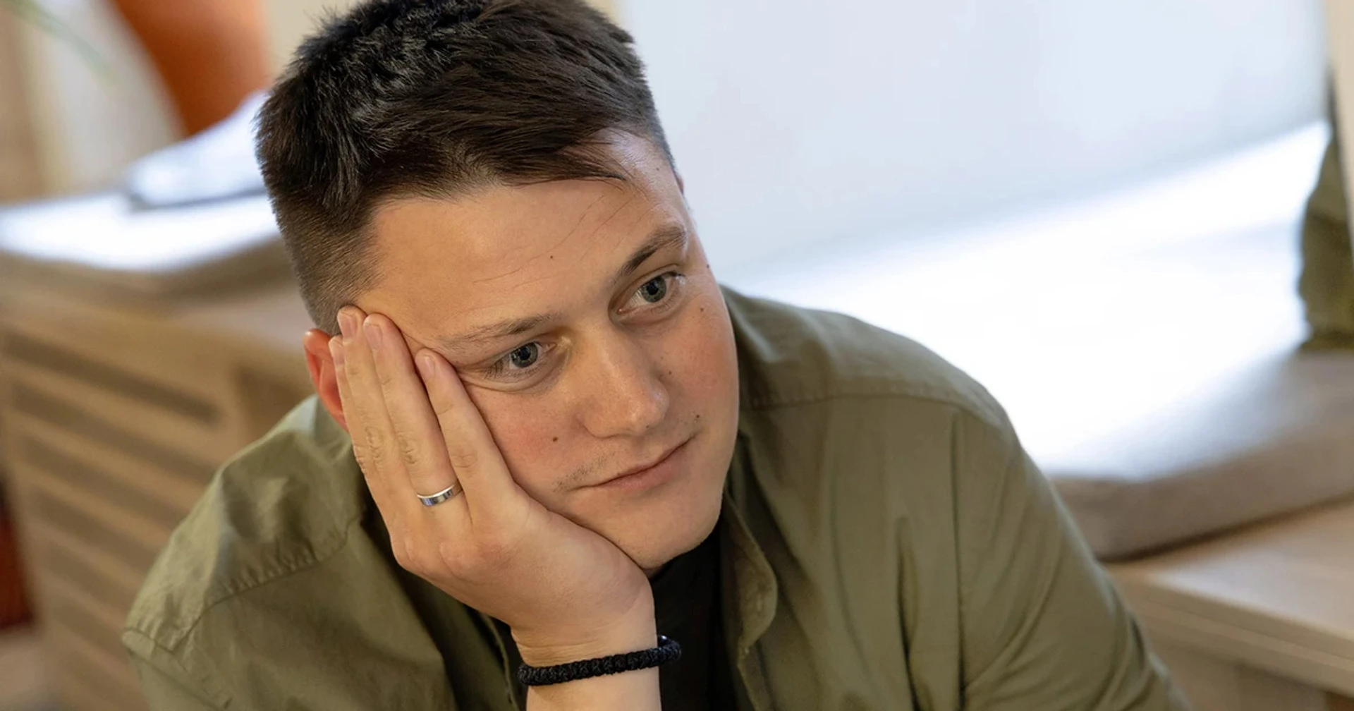 Фото до матеріалу: Благодійний вечір Артура Дроня у Львові: збір коштів на реабілітацію доньки загиблого військовослужбовця