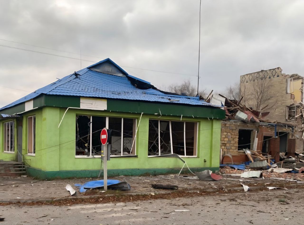 Фото до матеріалу: Атаки на Нікополь, Павлоград та Синельників: руйнування житла та інфраструктури
