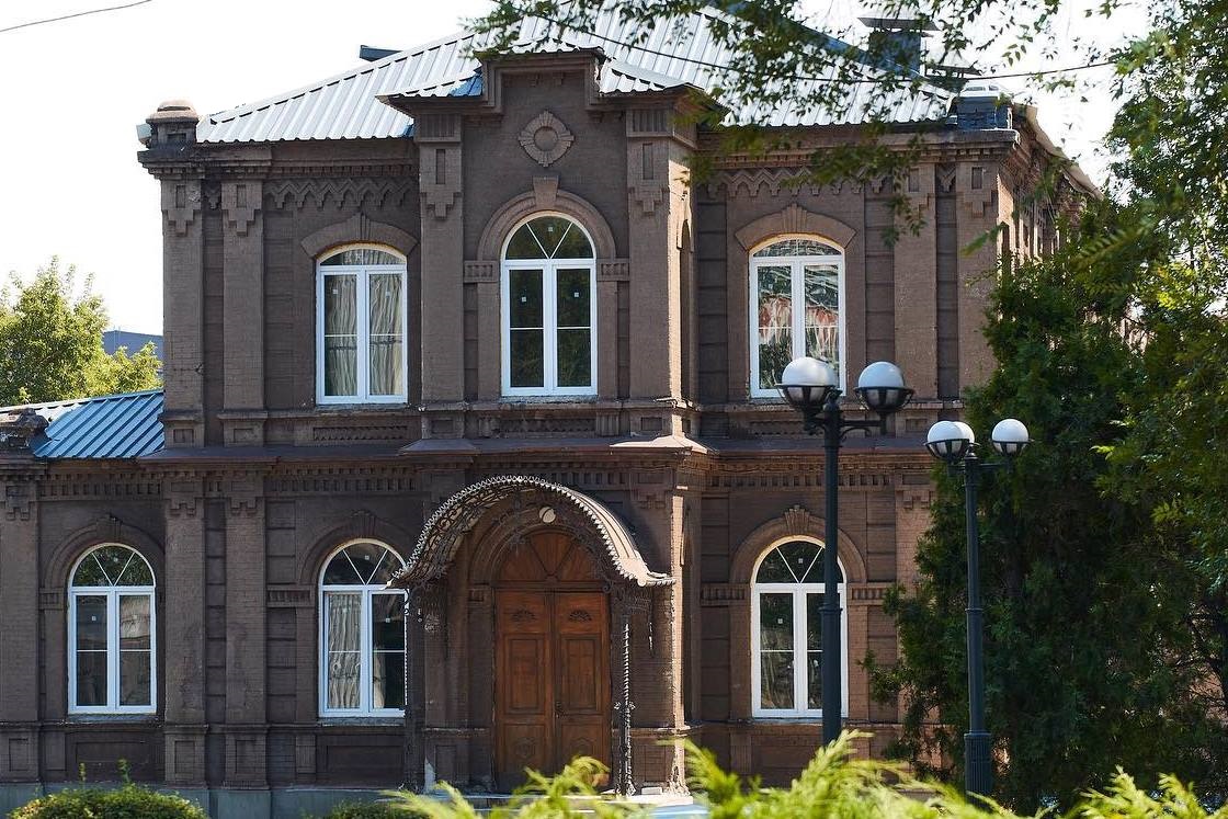 Фото до матеріалу: Кам'янчан запрошують відкрити таємниці лялькового театру