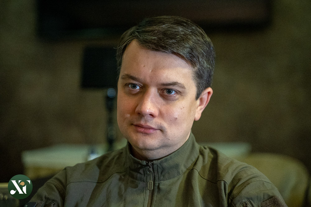 Фото до матеріалу: Разумков про премії військовим, відновлення міст та політику під час війни