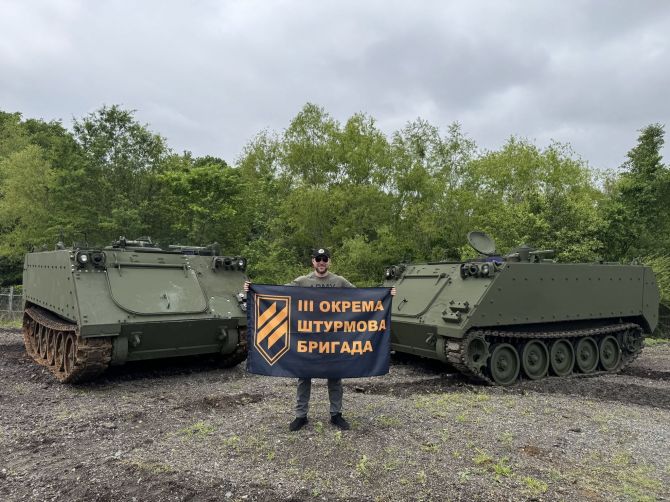 Фото до матеріалу: Вперше в історії: волонтери придбали два американські бронетранспортери M113 для Третього армійського корпусу