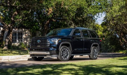 Фото до матеріалу: Дилери втрачають клієнтів: чому українці обирають швидку заміну олії замість офіційних сервісів