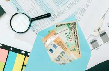 Фото до матеріалу: Курс валют на 28 квітня: долар та євро зміцнилися на гривневому ринку