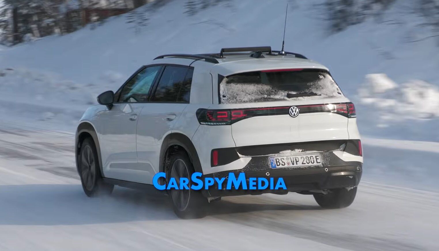 Фото до матеріалу: Volkswagen ID.Cross 2027: бюджетний електрокросовер вже на дорогах України